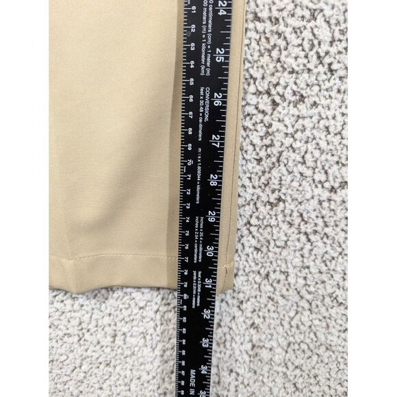 Haggar Golf Pants Men's Size 44x31 Cool 18 Pro Beige Microfiber Comfort Waist - Picture 3 of 8
